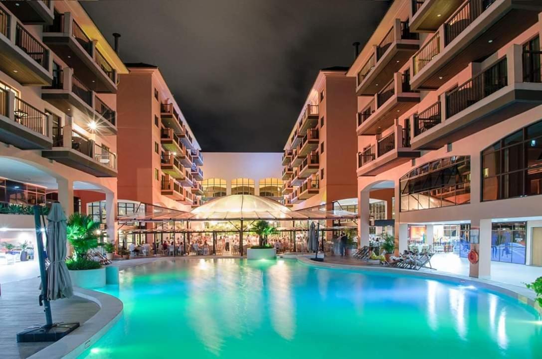 Apto Pes Na Areia Em Hotel Jurere Beach Jurere Internacional Florianópolis 外观 照片