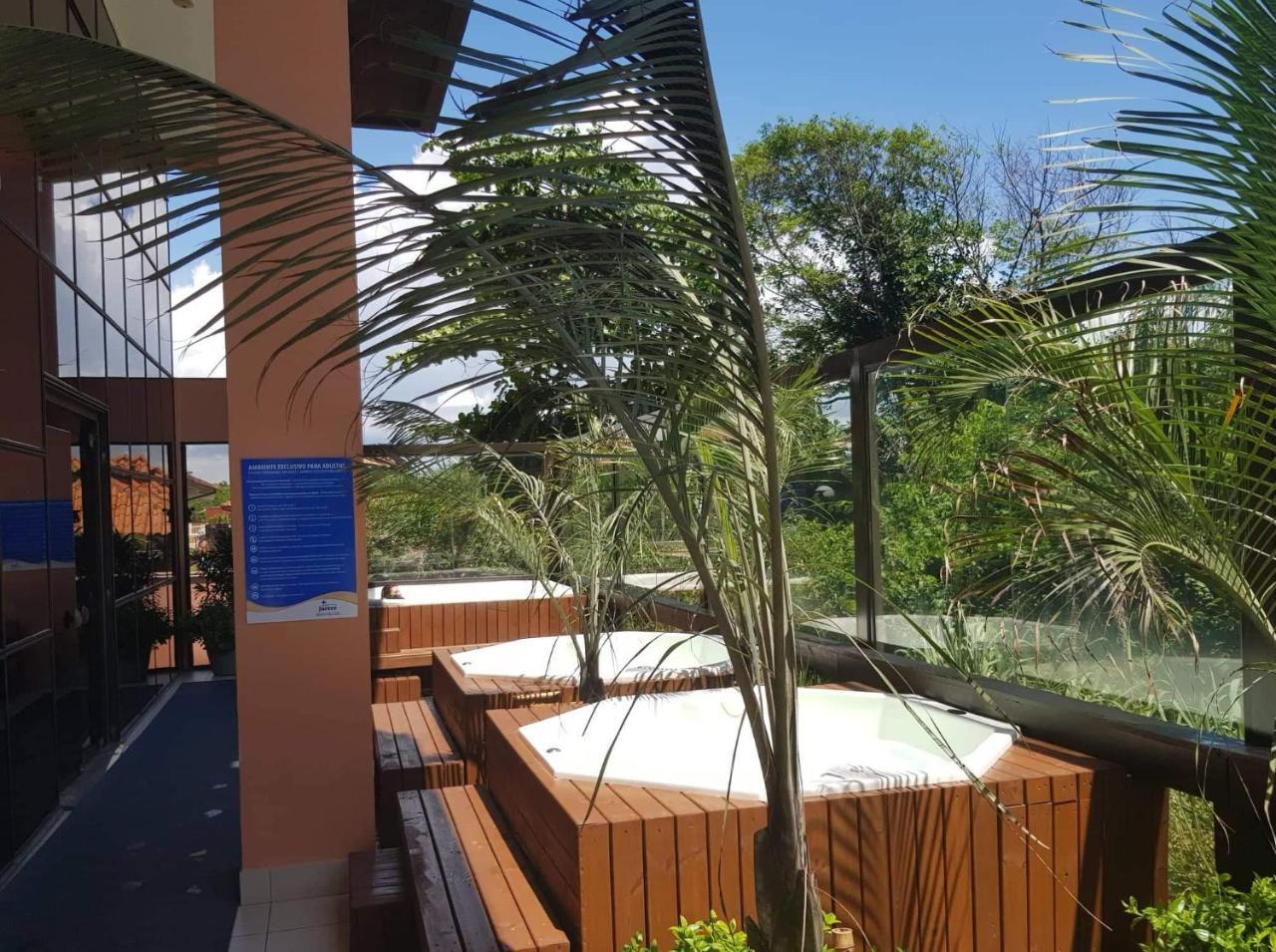 Apto Pes Na Areia Em Hotel Jurere Beach Jurere Internacional Florianópolis 外观 照片