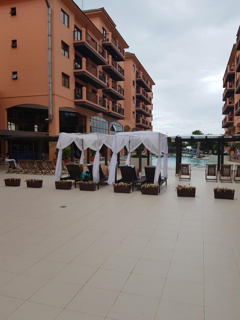 Apto Pes Na Areia Em Hotel Jurere Beach Jurere Internacional Florianópolis 外观 照片