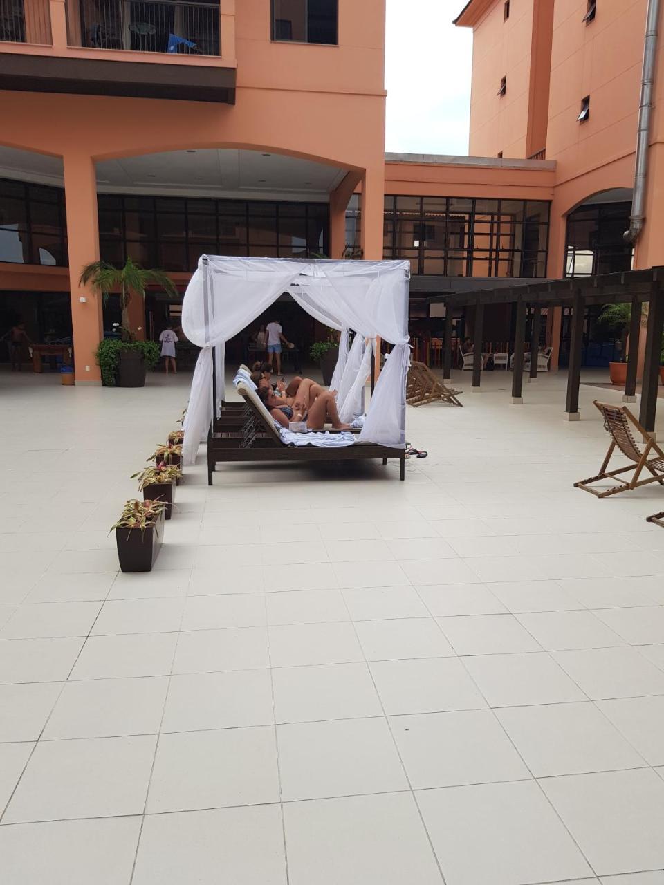 Apto Pes Na Areia Em Hotel Jurere Beach Jurere Internacional Florianópolis 外观 照片